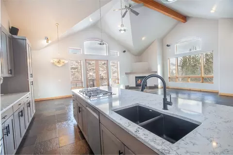 1863 Peregrine Ln, Silverthorne, CO 80498