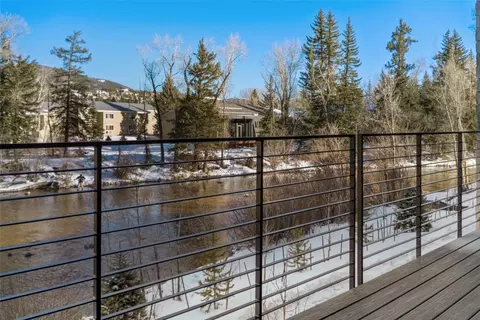 740 Blue River Pkwy #D22, Silverthorne, CO 80498