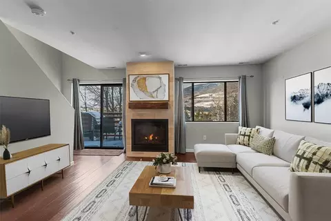 120 Cove Blvd #203, Dillon, CO 80435