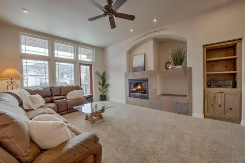 343 Kestrel Ln, Silverthorne, CO 80498