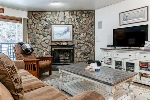 325 Four Oclock Run Rd #E-103, Breckenridge, CO 80424