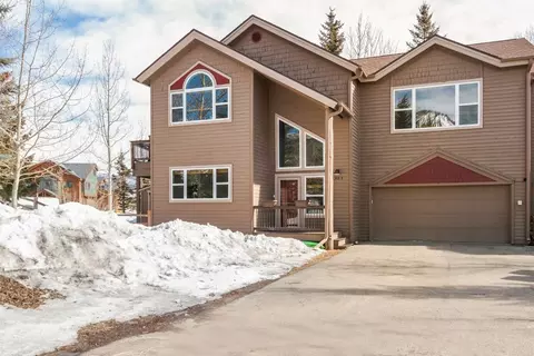 915 Lakepoint Cir #B, Frisco, CO 80443