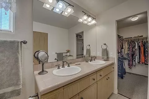 Bath - 1131 Rainbow Dr, Silverthorne, CO 80498 photo 2 of 4