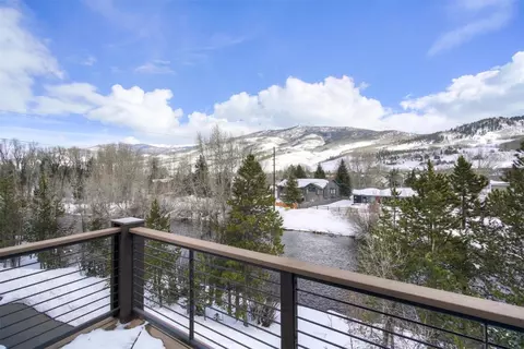 1070 Blue River Pkwy #301, Silverthorne, CO 80498