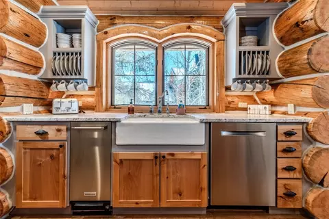 Kitchen - 95 Aster Ct, Keystone, CO 80435 photo 5 of 7
