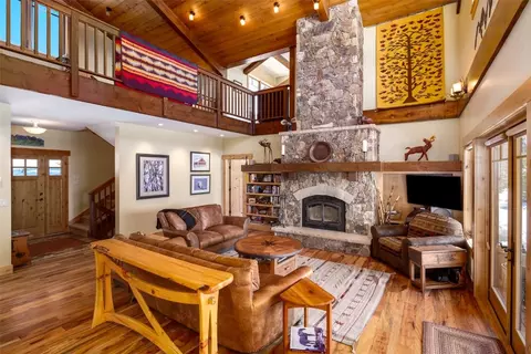 Living - 25925 Red Cloud Ln, Clark, CO 80428 photo 2 of 7