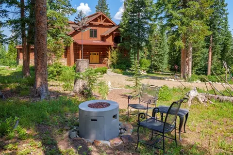 Exterior - 25925 Red Cloud Ln, Clark, CO 80428 photo 3 of 13
