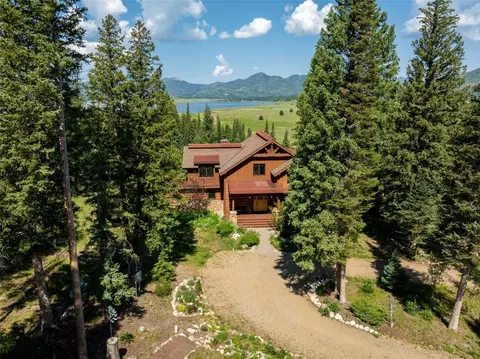 Exterior - 25925 Red Cloud Ln, Clark, CO 80428 photo 11 of 13