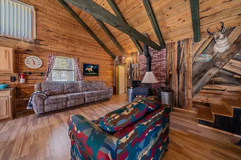 Living - 26 Mcdowell Dr, Jefferson, CO 80456 photo 1 of 2