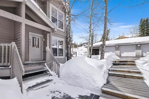 321 Saddle Ridge Dr #321, Silverthorne, CO 80498