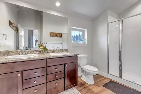 Bath - 26 Ermine Rd, Dillon, CO 80435 photo 1 of 3