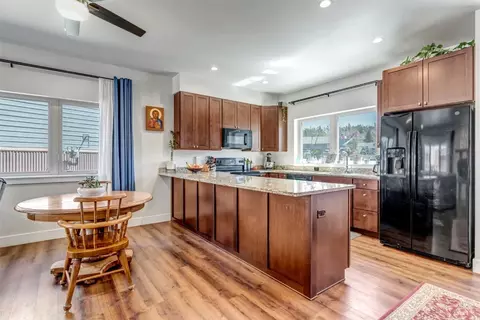 Kitchen - 26 Ermine Rd, Dillon, CO 80435 photo 5 of 6