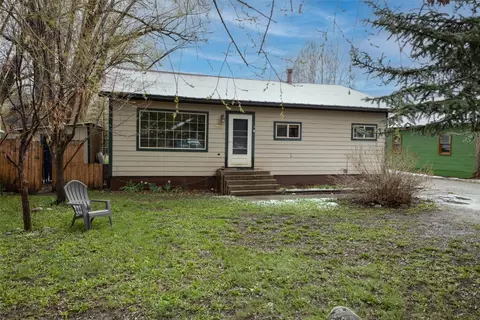 252 River Rd, Steamboat Springs, CO 80487