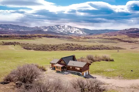 41355 Bordeaux Dr, Steamboat Springs, CO 80487