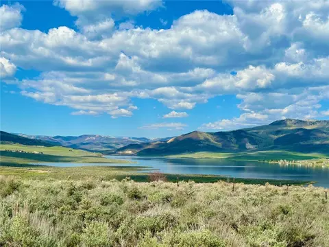 24590 Arapahoe Rd, Oak Creek, CO 80467