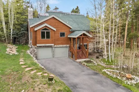 341 Black Hawk Cir, Silverthorne, CO 80498