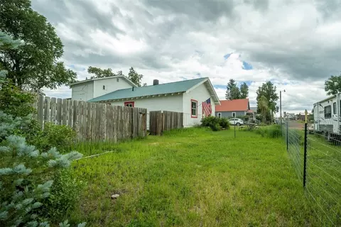 207 Lincoln St, Yampa, CO 80483