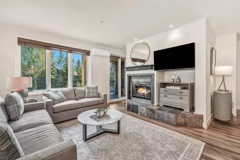 2800 Eagleridge Dr #C2, Steamboat Springs, CO 80487
