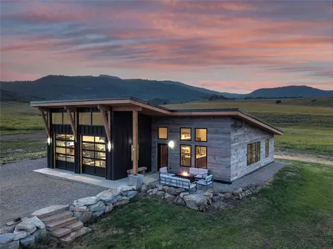 48250 Flora Ct, Steamboat Springs, CO 80487