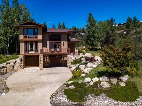 638 Meadowbrook Cir, Steamboat Springs, CO 80487