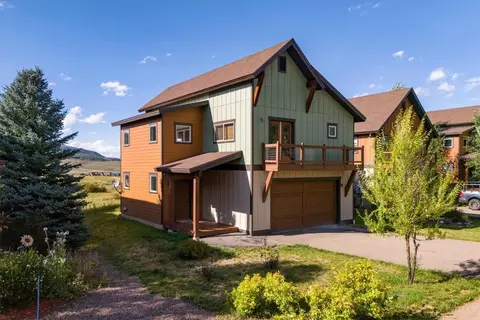 23750 Sagebrush Cir, Oak Creek, CO 80467