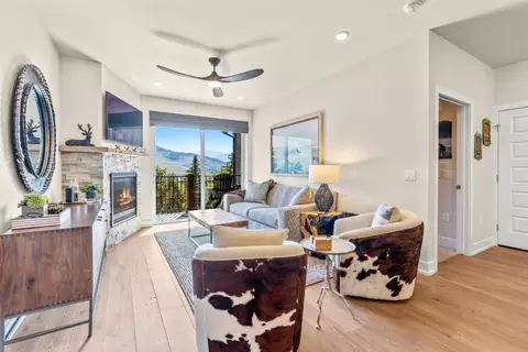 235 E La Bonte St #306, Dillon, CO 80435 photo 10