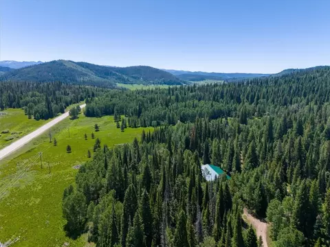 60200 Quail Dr, Clark, CO 80428
