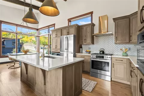 19 E Baron Way, Silverthorne, CO 80498 photo 10