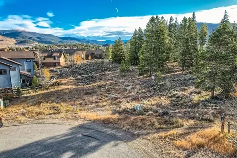 121 Shane Ct, Dillon, CO 80435