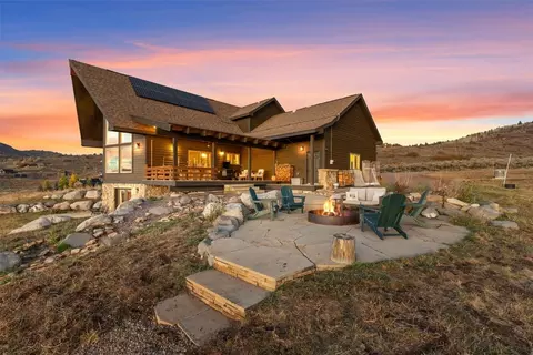 24375 Arapahoe Rd, Oak Creek, CO 80467
