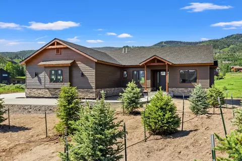 30350 Hostler Dr, Oak Creek, CO 80467