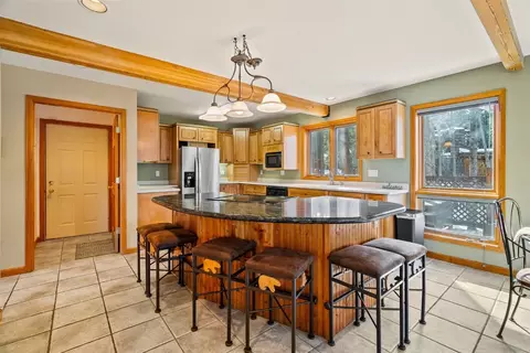 667 Broken Lance Dr, Breckenridge, CO 80424 photo 2