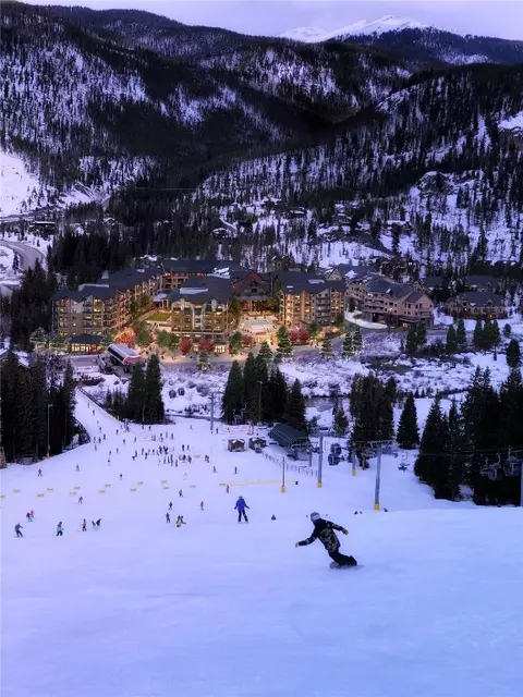 75 Hunki Dori Ct #W409, Keystone, CO 80435