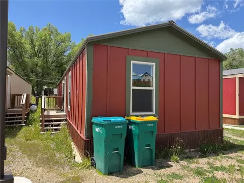 400 Willow Bnd #17, Oak Creek, CO 80467