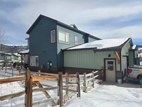 124 Lantern Aly, Silverthorne, CO 80498