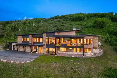 33200 Meadow Creek Dr, Steamboat Springs, CO 80487