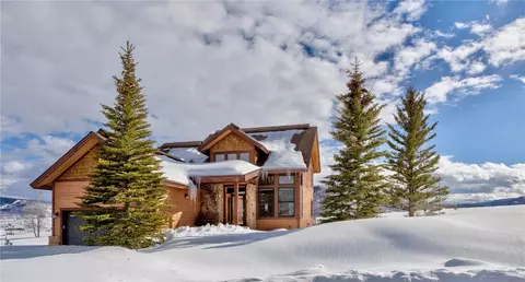 101 Oak Ridge Cir, Oak Creek, CO 80467