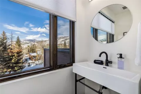 Bath - 50 E 6th St #A3, Silverthorne, CO 80498 photo 5 of 5