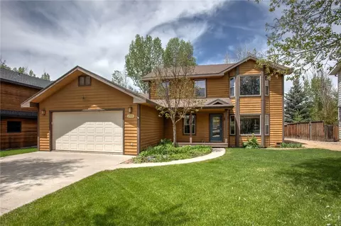 27401 Brandon Cir, Steamboat Springs, CO 80487