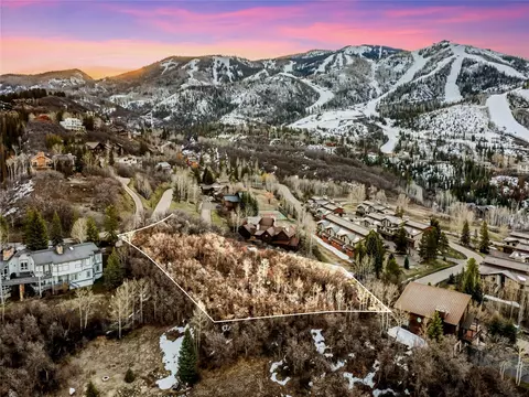 1305 Overlook Dr, Steamboat Springs, CO 80487