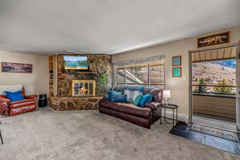 Living - 370 E La Bonte St #A, Dillon, CO 80435 photo 3 of 4