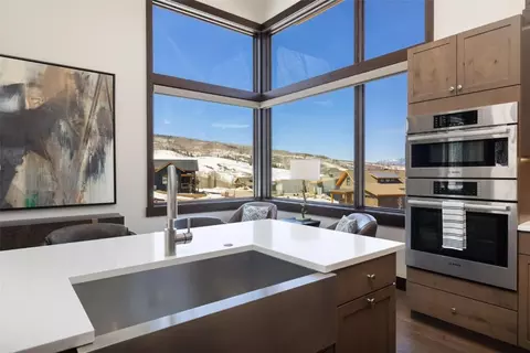 Kitchen - 11 Glazer Trl, Silverthorne, CO 80498 photo 5 of 6