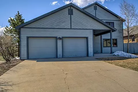 227 E Rabbit Ct, Silverthorne, CO 80498 photo 3