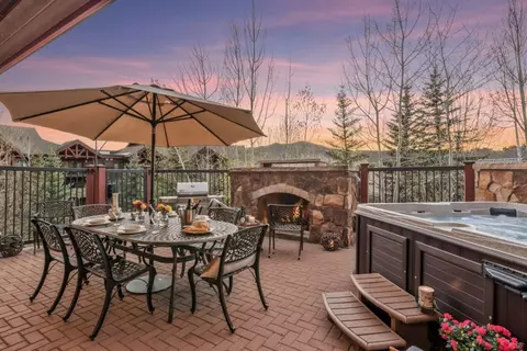 1800 Medicine Springs Dr #5105, Steamboat Springs, CO 80487
