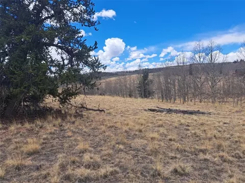 499 Kiowa St, Como, CO 80432 photo 3
