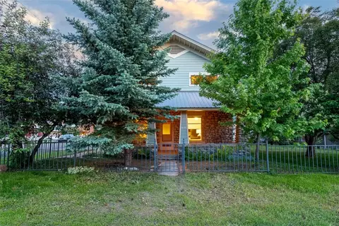 203 Spruce St, Steamboat Springs, CO 80487
