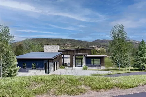 971 Steamboat Blvd, Steamboat Springs, CO 80487