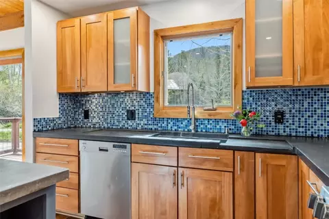475 Vail Cir, Dillon, CO 80435 photo 10