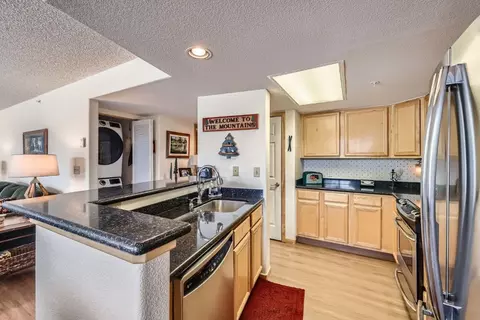 980 Lakepoint Dr #202, Frisco, CO 80443 photo 6