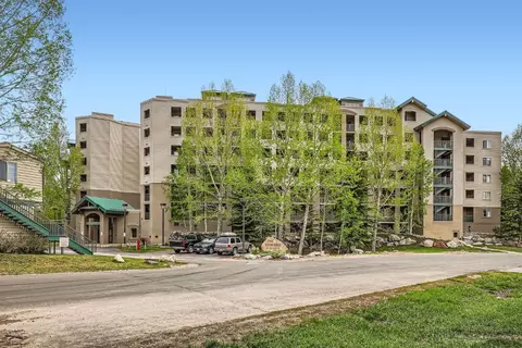 980 Lakepoint Dr #202, Frisco, CO 80443 photo 2